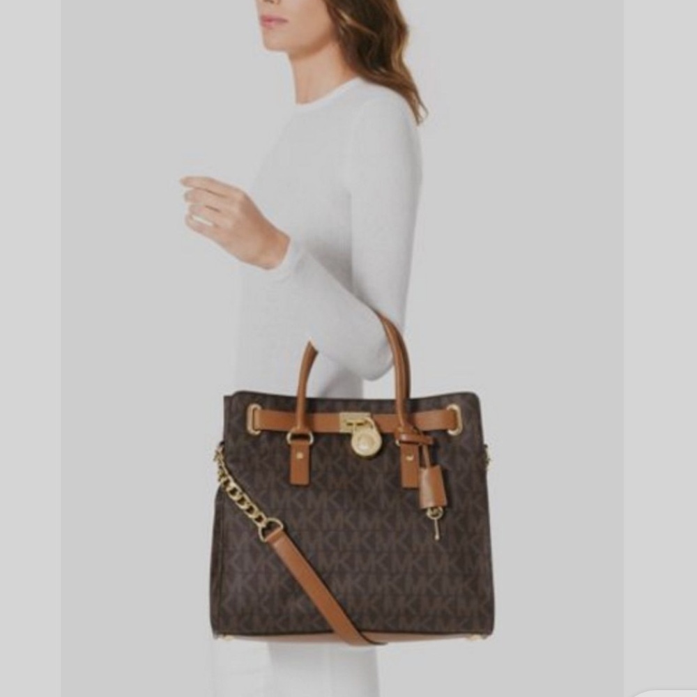Michael Kors Hamilton Pvc Lg Signature Tote Shoulder Bag